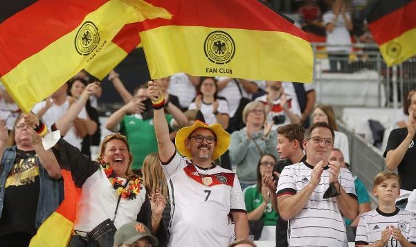 【复盘】推迟了3天，弗利克的开门红在斯图加特上演