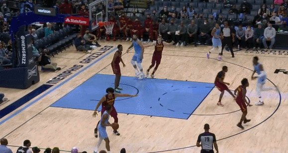 1639052803604041426.gif 4.gif